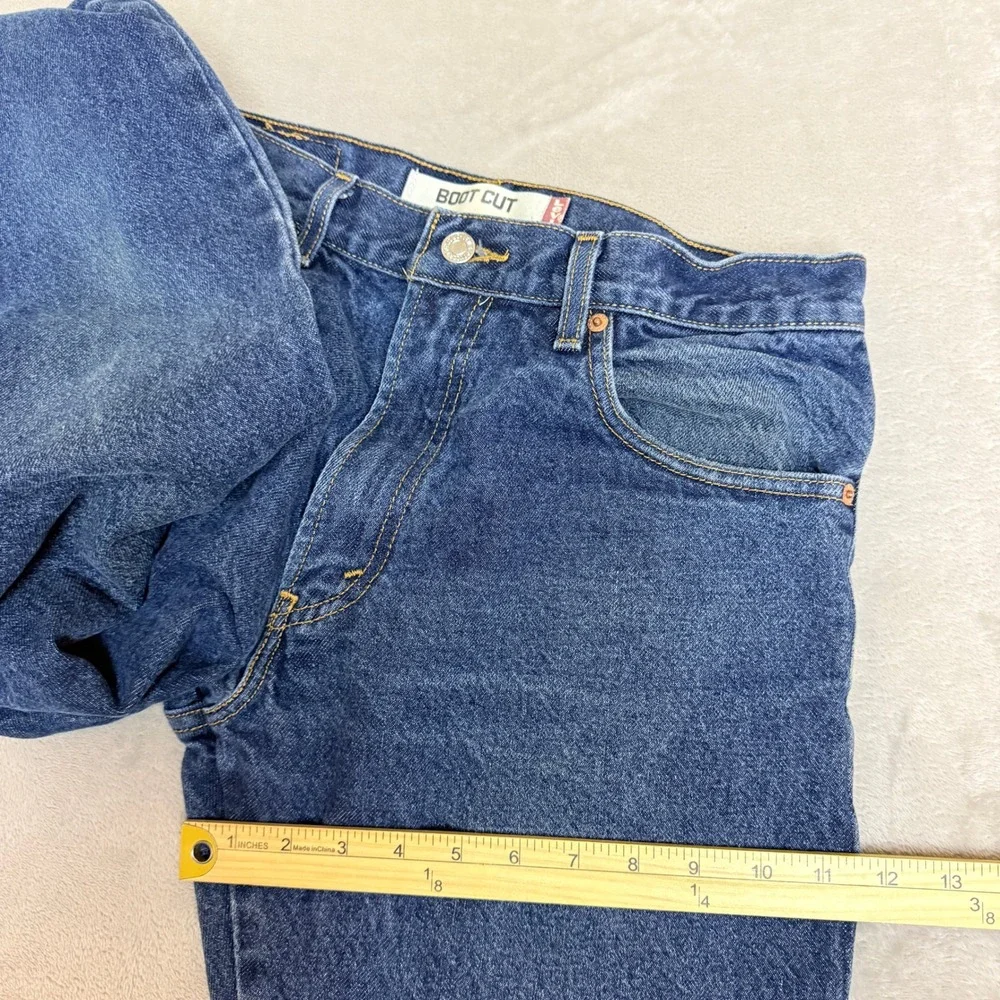 Levis pre owned